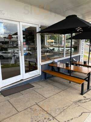 Suburban Social Neighbourhood Bar & Kitchen