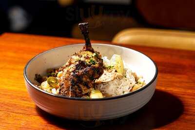 Suburban Social Neighbourhood Bar & Kitchen