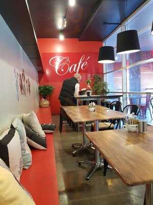 Raw Space Cafe
