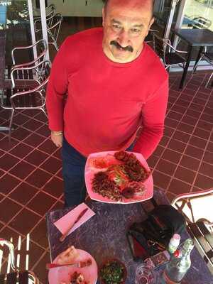 Baalbak Lebanese Restaurant And Takeaway