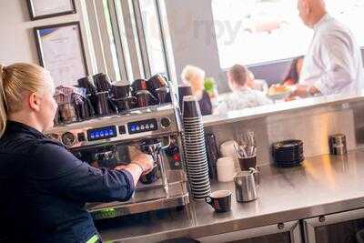 Chino's Bar & Restaurant