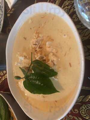 Thai Emerald Restaurant