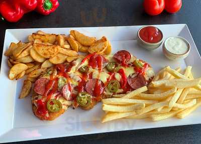 Australia's Pizza House