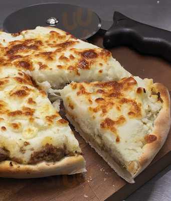 Australia's Pizza House