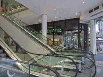 Starbucks Queens Plaza