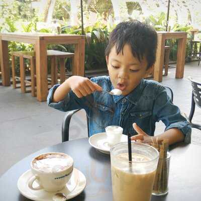 Champ Kitchen And Bar