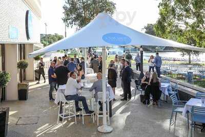 Alure Champagne & Seafood Bar