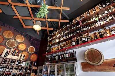 Florentine Italian Grill And Wine Room