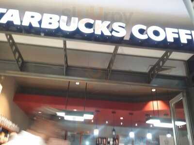 Starbucks-queen Street