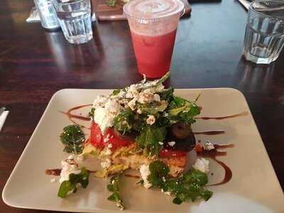 Vinnie's Cafe & Deli