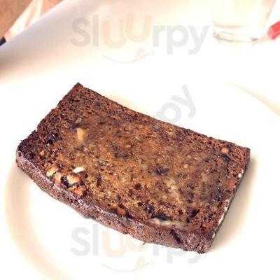 Vinnie's Cafe & Deli