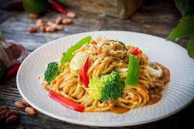 P'nut Street Noodles Bulimba