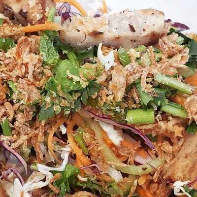 Roll'd Vietnamese Food