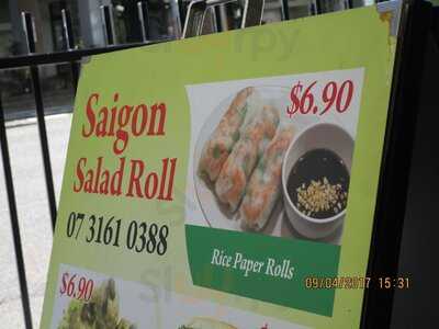 Saigon Salad Roll