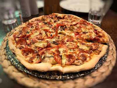 T4's Gourmet Pizza & Pasta