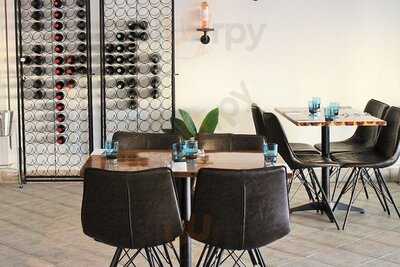 Lodger Kitchen & Bar