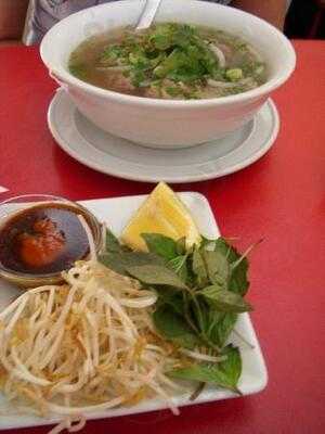 Huong's Vietnamese & Chinese Restaurant