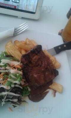 Shafston Hotel Verandah Bar & Grill