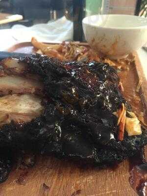 Shafston Hotel Verandah Bar & Grill