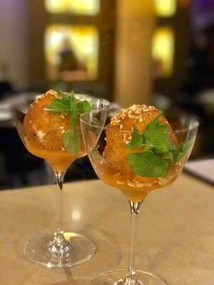 Leon Chinese Restaurant