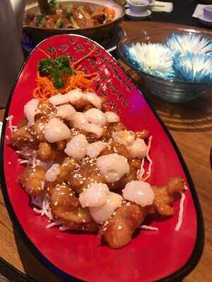 Leon Chinese Restaurant