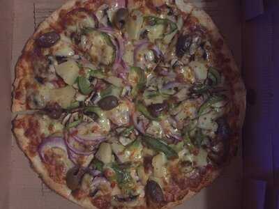 Crust Gourmet Pizza Bar