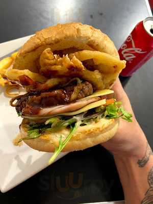 Sue's Corner Fish 'n' Chips