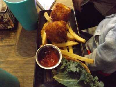 Tapworks Bar & Grill