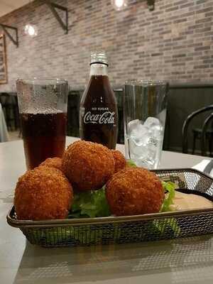 Noho Nyc Bar & Grill