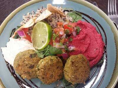 Evolve Organics Cafe Rocklea