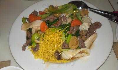 Que Huong Restaurant