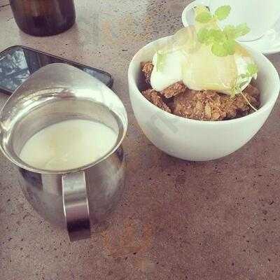 The Rogue Rennard Cafe