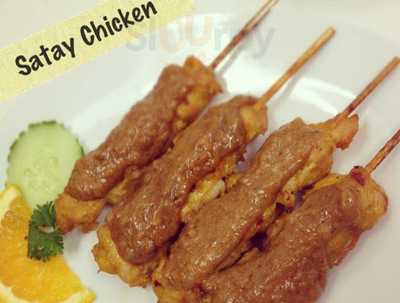 Thai Red Seed Cafe & Restaurant