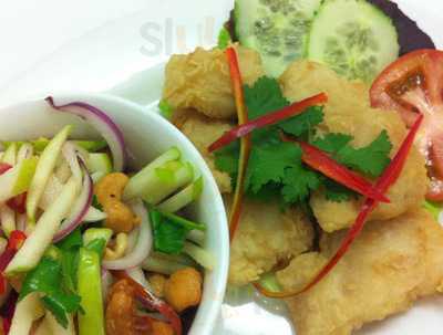 Thai Red Seed Cafe & Restaurant