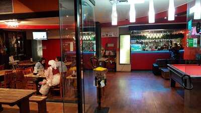 Awsome Parigiana & Steakhouse Bar And Grill