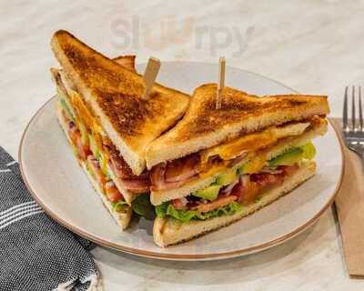 Three Wise Monkeys Cafe