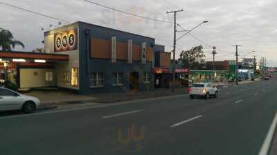 Edinburgh Castle Hotel