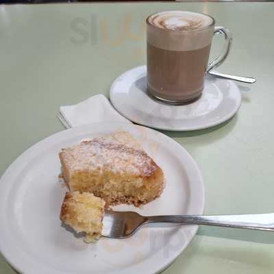 Blended By Biscuit Cafe