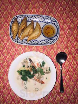 Little Bangkok Thai Restaurant