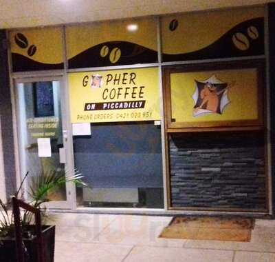 Piccadilly Street Cafe