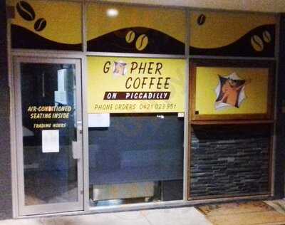 Piccadilly Street Cafe