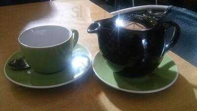 Courtyard Palms Cafe