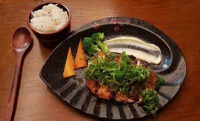 Kushi-robatayaki Bar & Grill