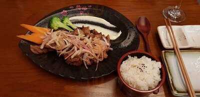 Kushi-robatayaki Bar & Grill