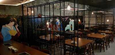 Kushi-robatayaki Bar & Grill