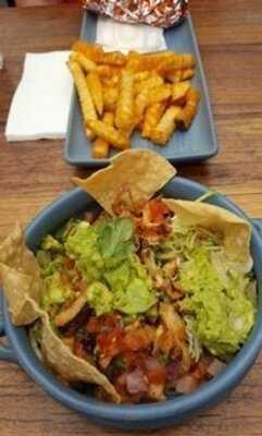 Salsa's Fresh Mex Grill