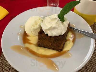 Banyo Thai And Aussie Restaurant