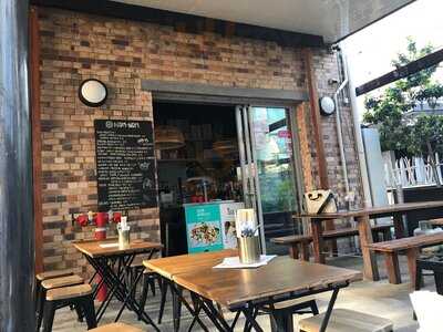 Nom Nom Korean Eatery