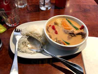 Red Chilli Thai Restaurant