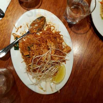 Red Chilli Thai Restaurant